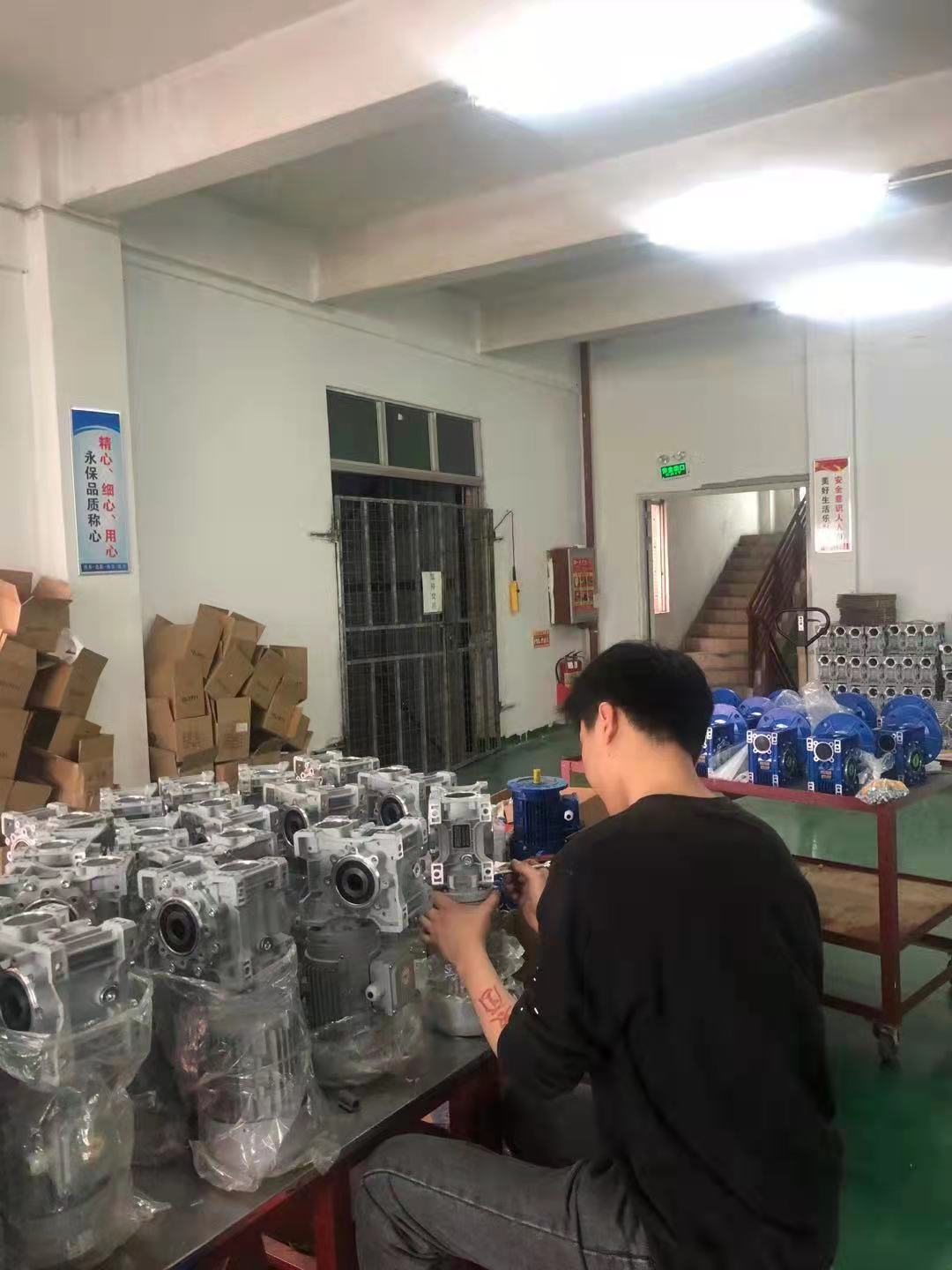 永坤齒輪減速電機廠家 永坤齒輪減速電機廠家